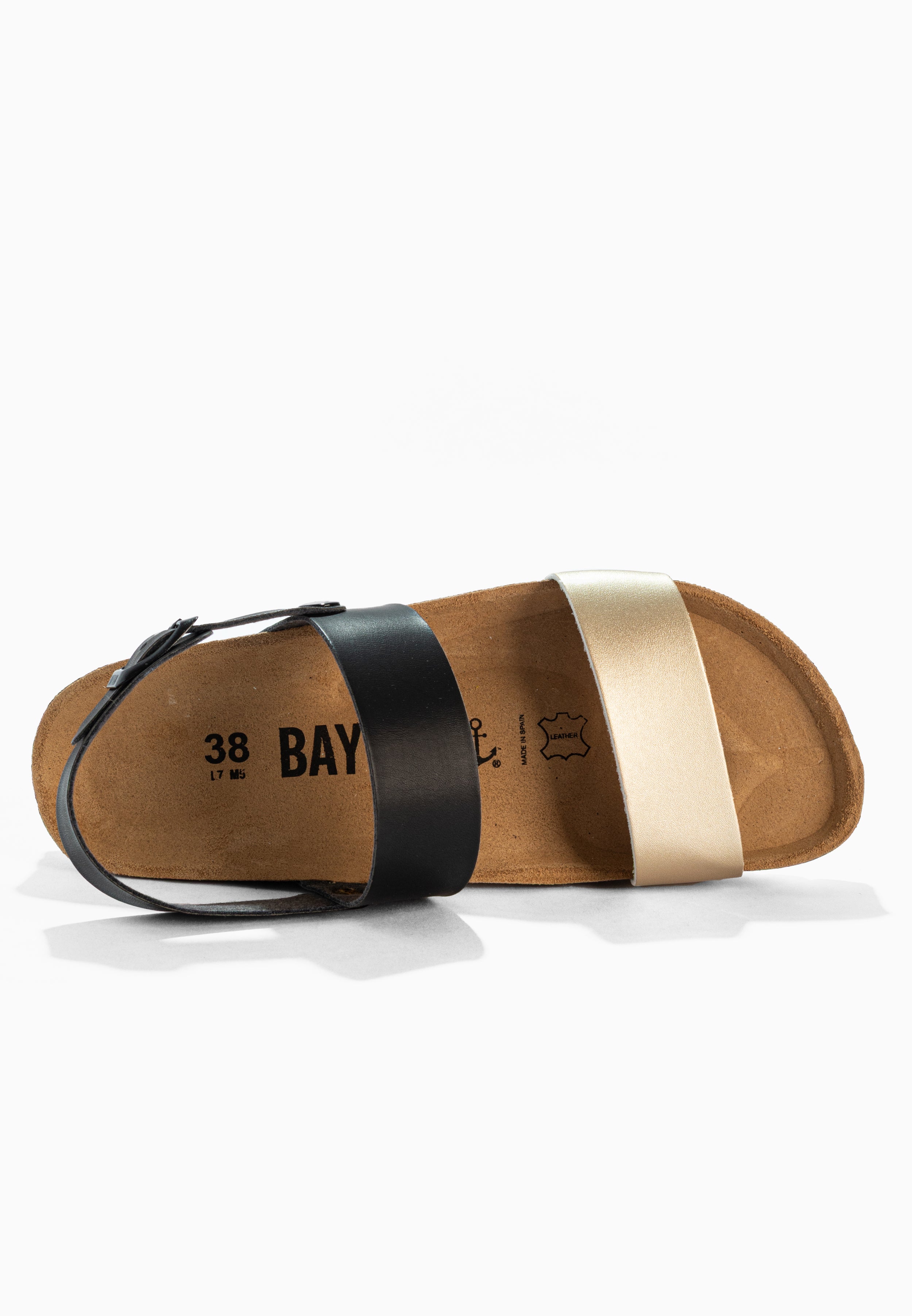 Sandalias con múltiples tiras en tono dorado y negro