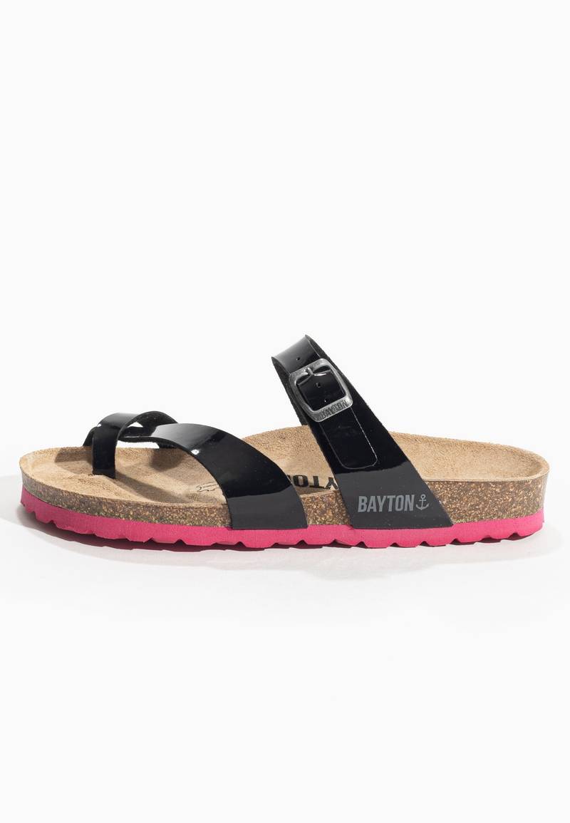 Cintra Black Toe-Strap Sandals