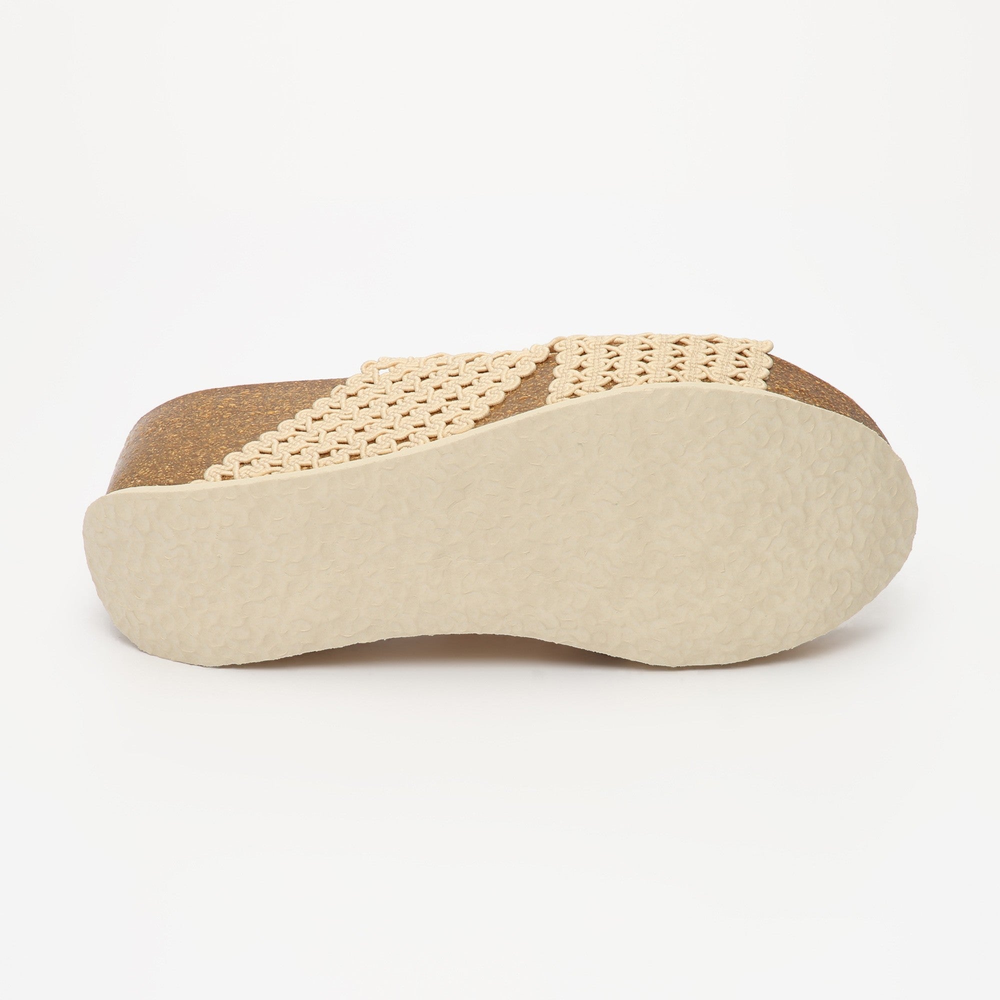 Sandalias Xelina Cuña y Semicuña Beige