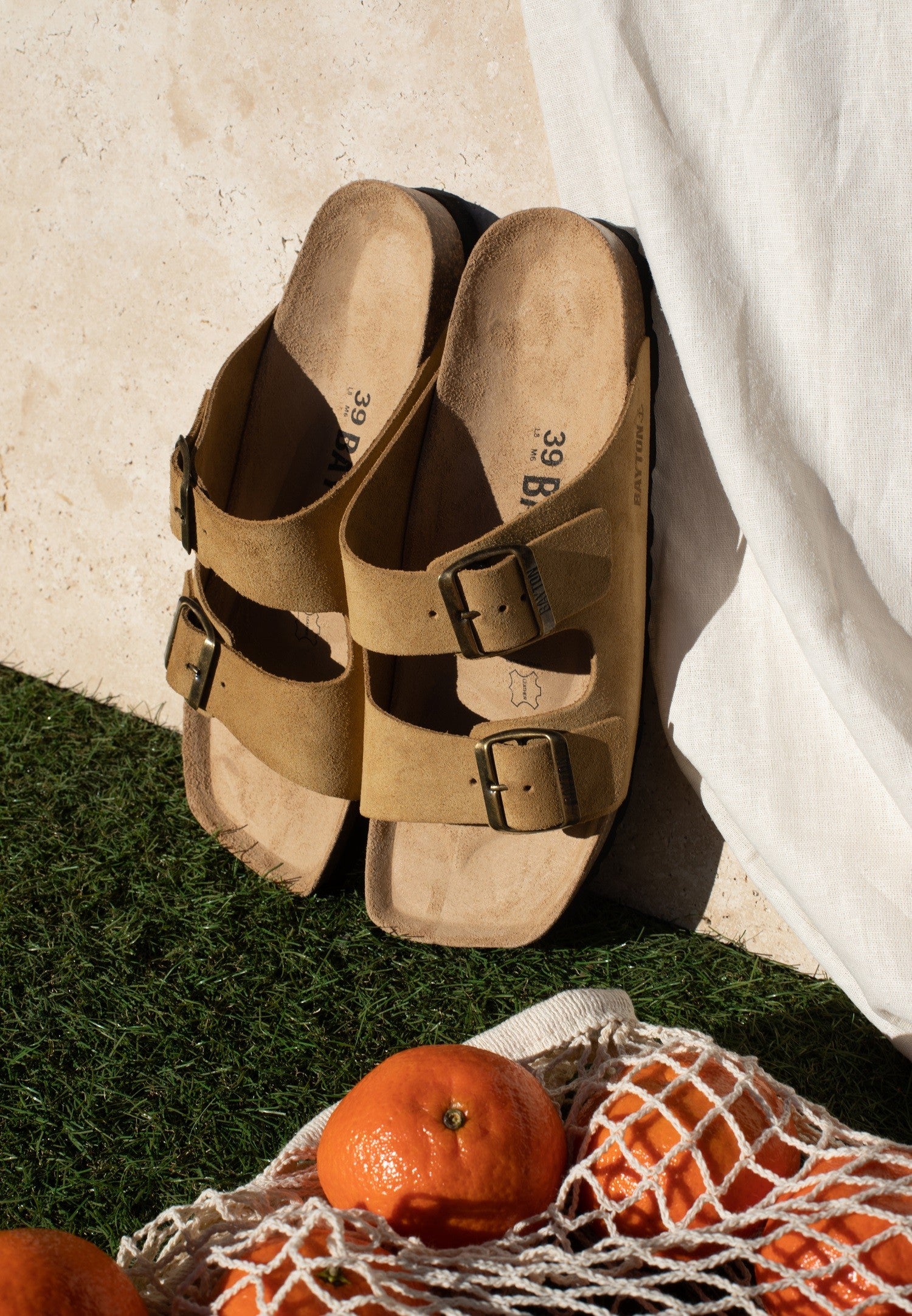 Sandales-2-Brides-Atlas-Camel-en-Cuir-Suédé-Bayton-femme
