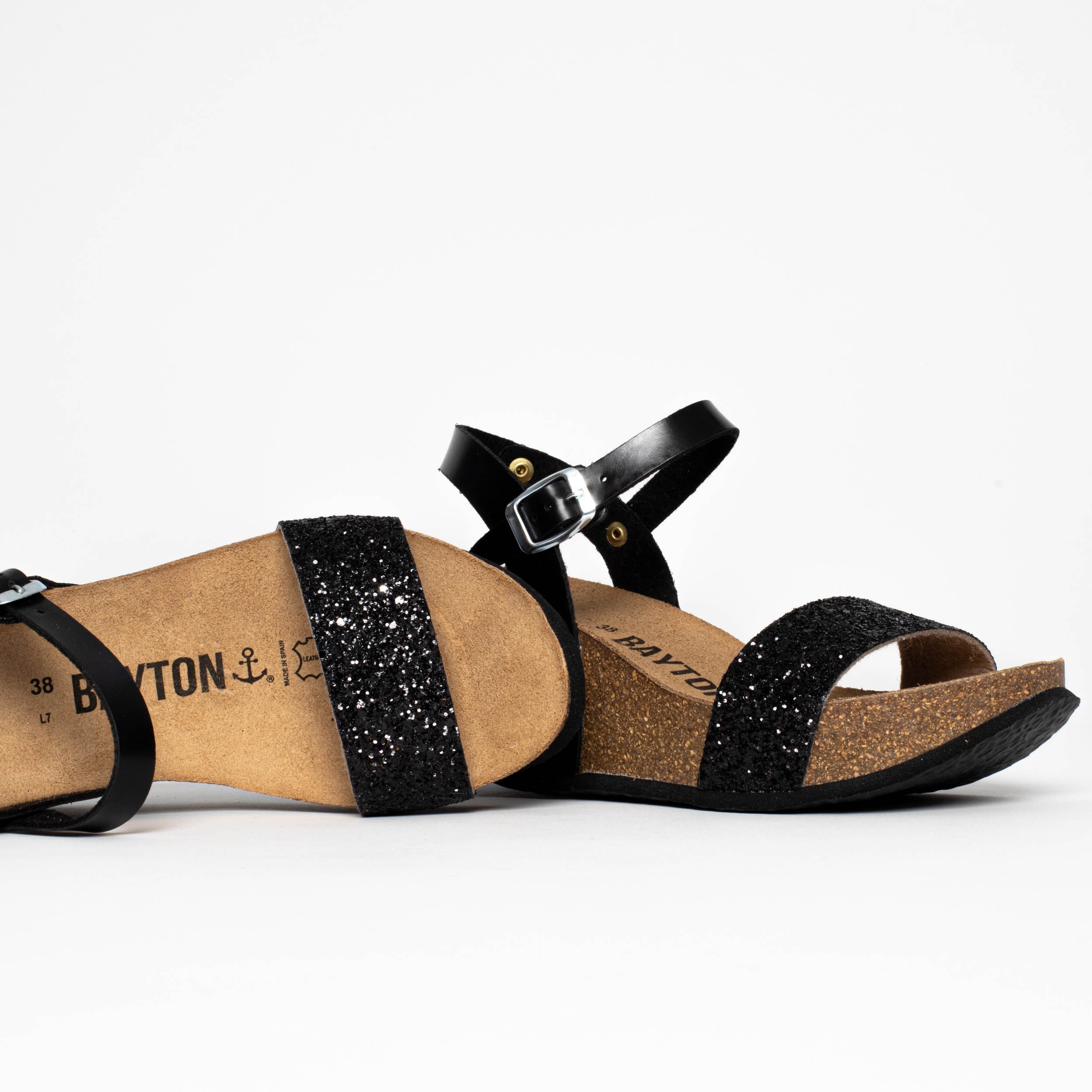 Sandalias Hyas De Cuña Y Semicuña Negro